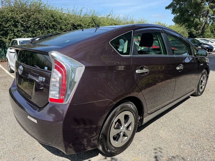 Toyota Prius 2015