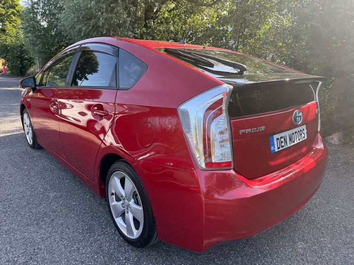 Toyota Prius 2015