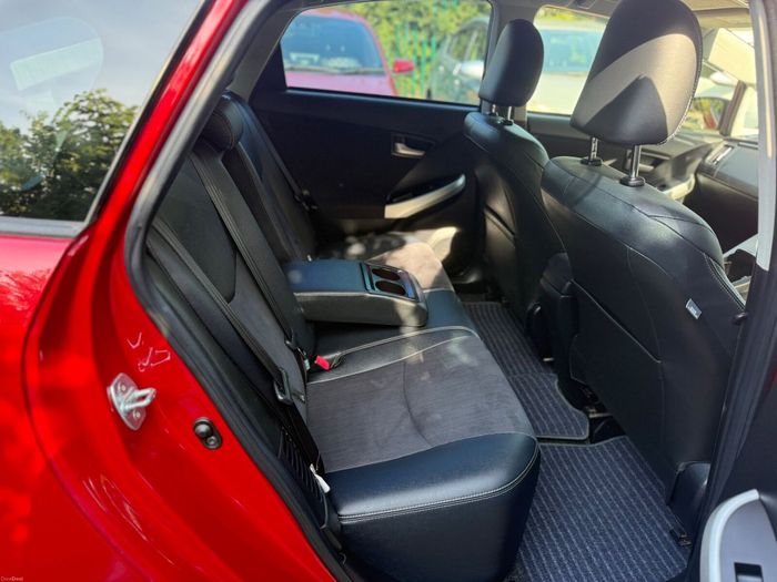 Toyota Prius 2015