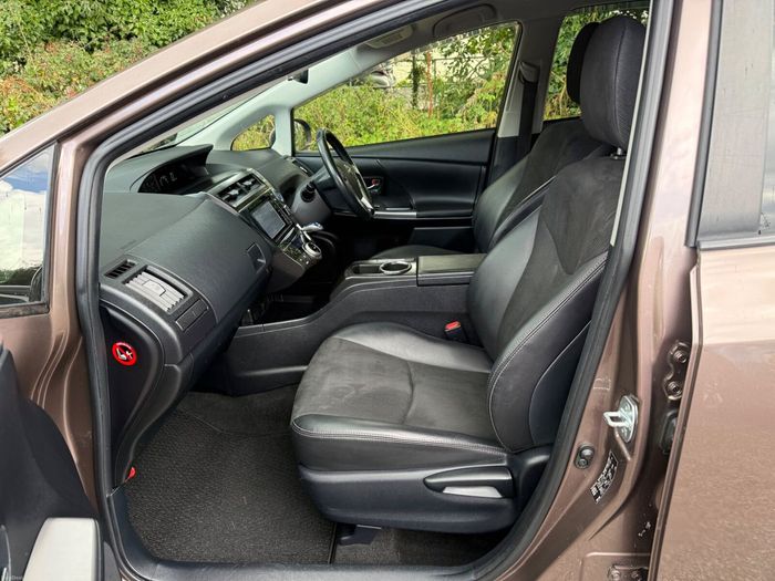 Toyota Prius 2015