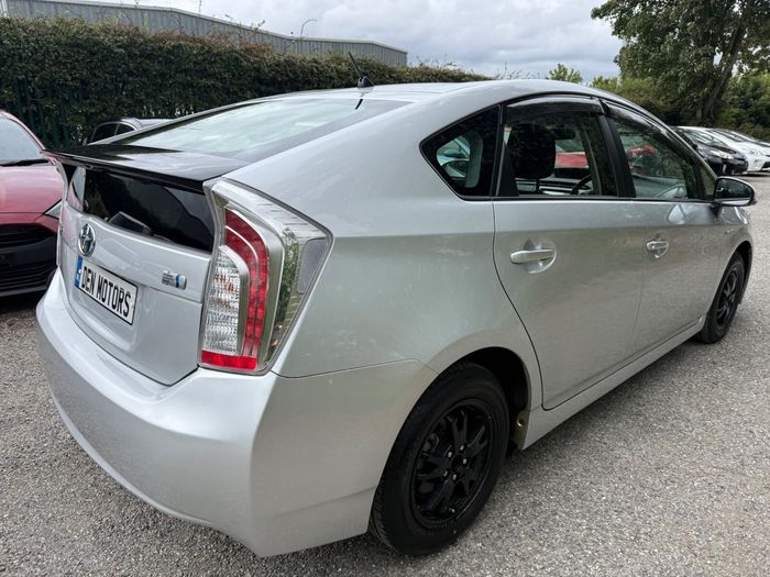Toyota Prius 2015