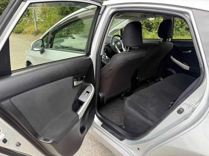 Toyota Prius 2015