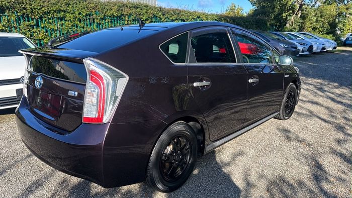 Toyota Prius 2015
