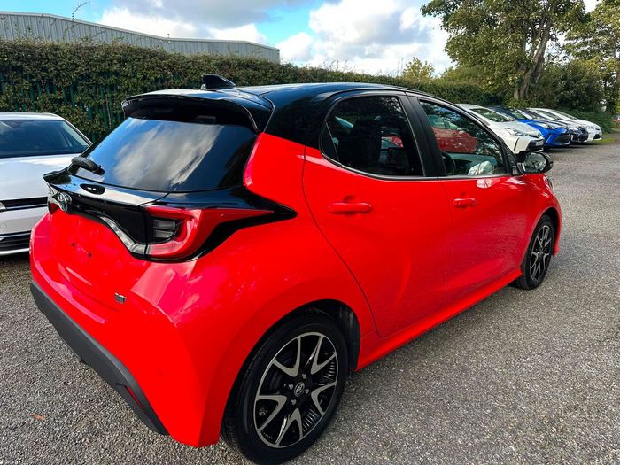 Toyota Yaris 2021