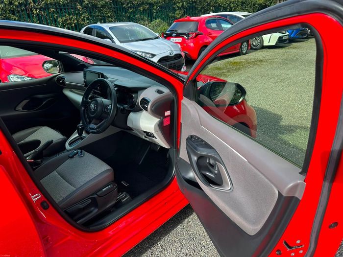 Toyota Yaris 2021