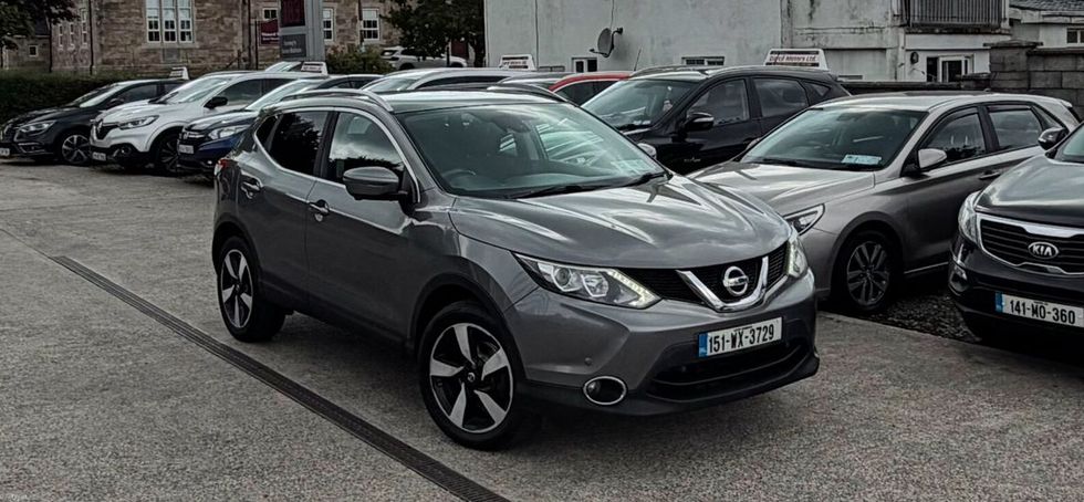 Nissan QASHQAI 2015