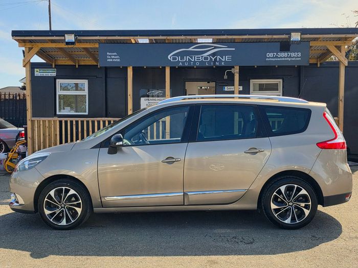 Renault Grand Scenic 2016
