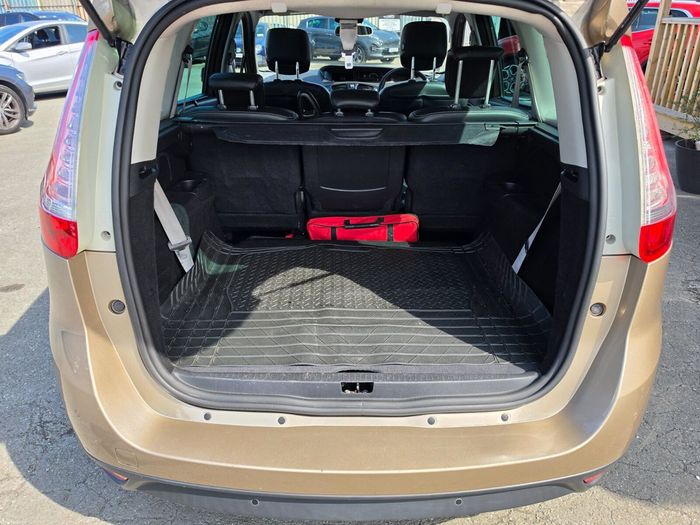 Renault Grand Scenic 2016