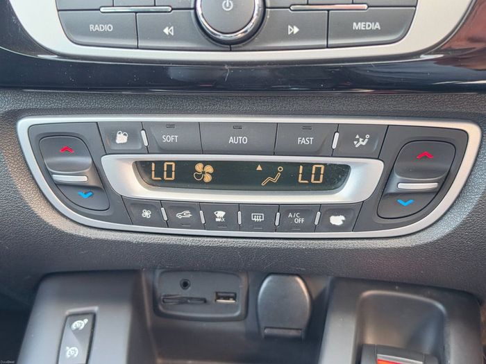 Renault Grand Scenic 2016