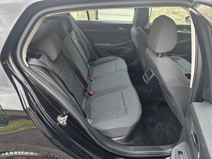Volkswagen Golf 2021