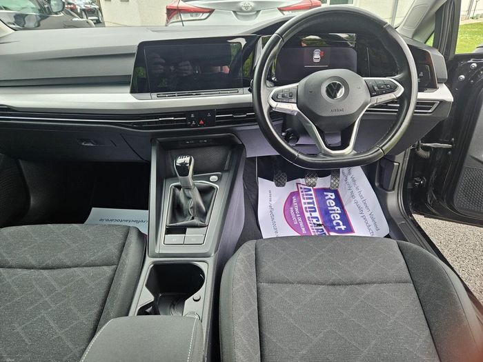 Volkswagen Golf 2021