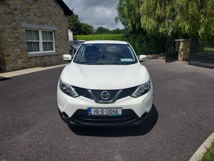 Nissan QASHQAI 2015