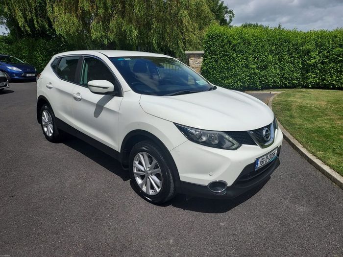 Nissan QASHQAI 2015