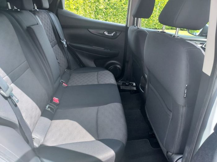 Nissan QASHQAI 2015