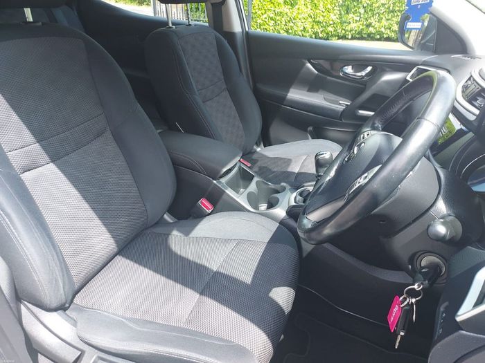 Nissan QASHQAI 2015