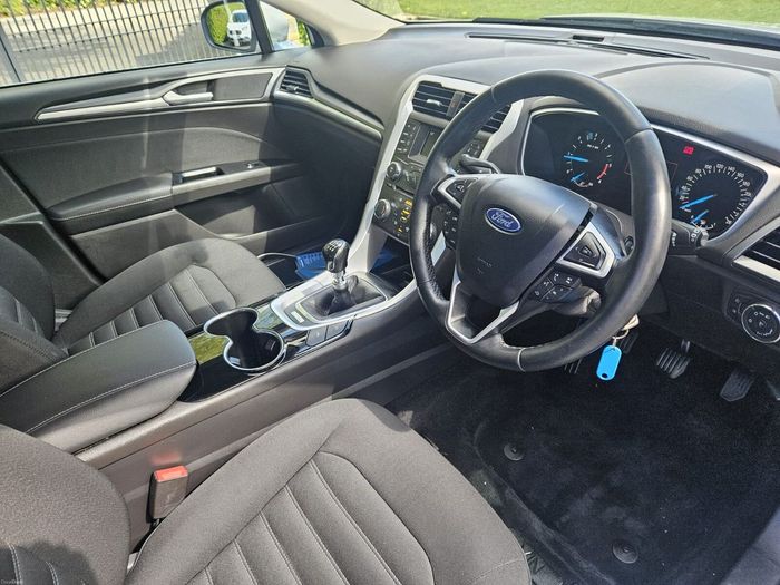 Ford Mondeo 2016