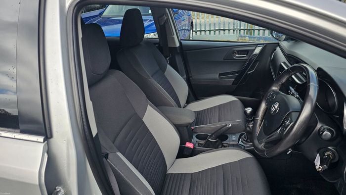 Toyota Auris 2016