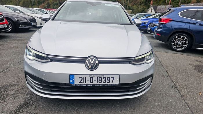 Volkswagen Golf 2021