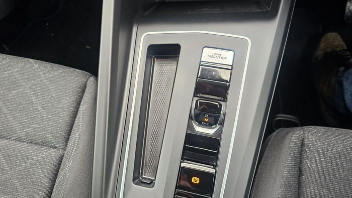 Volkswagen Golf 2021