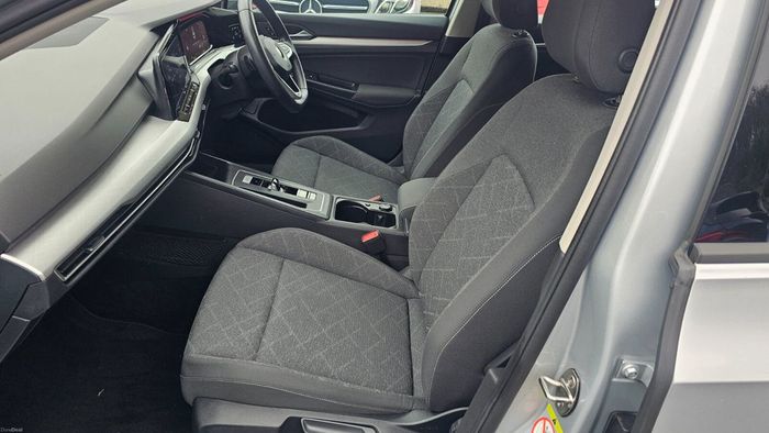 Volkswagen Golf 2021