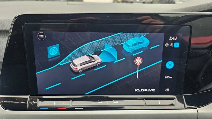 Volkswagen Golf 2021