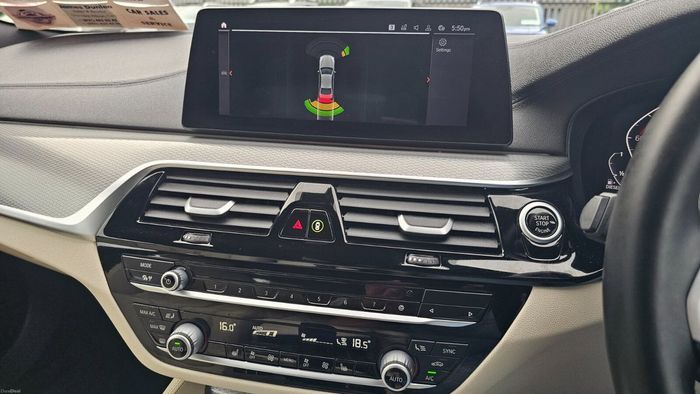 BMW 5 Series 2020