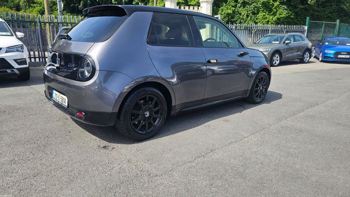Honda E 2021