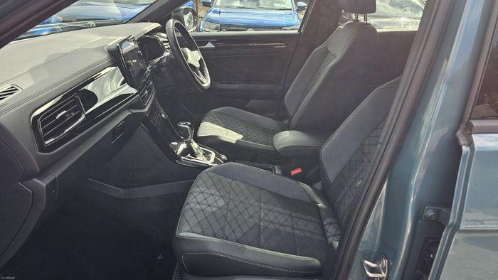 Volkswagen T-Roc 2024