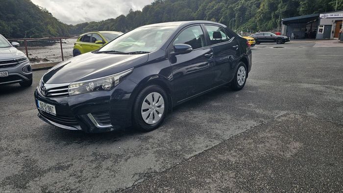 Toyota Corolla 2015