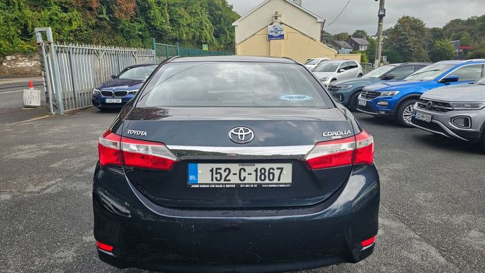 Toyota Corolla 2015