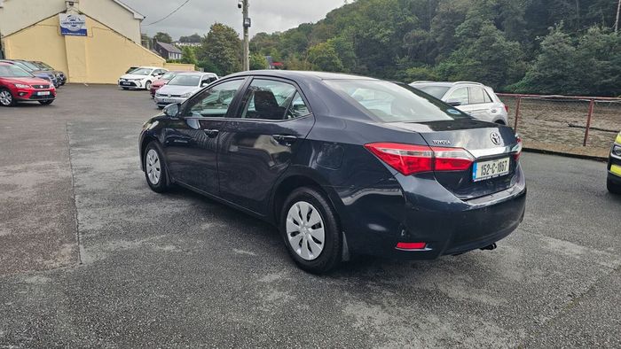 Toyota Corolla 2015