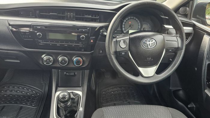 Toyota Corolla 2015