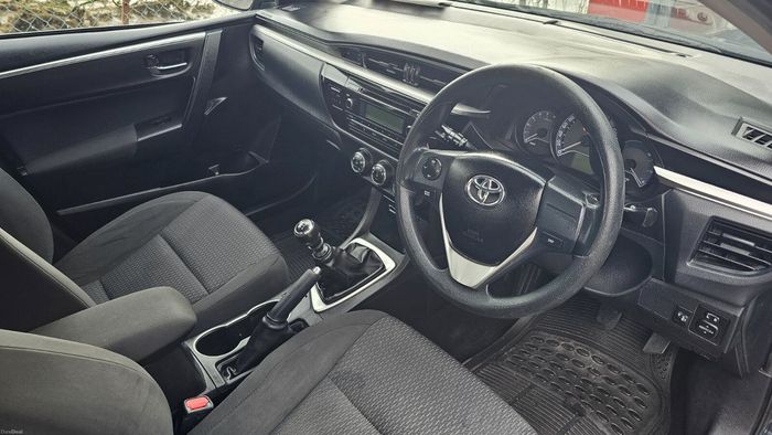 Toyota Corolla 2015
