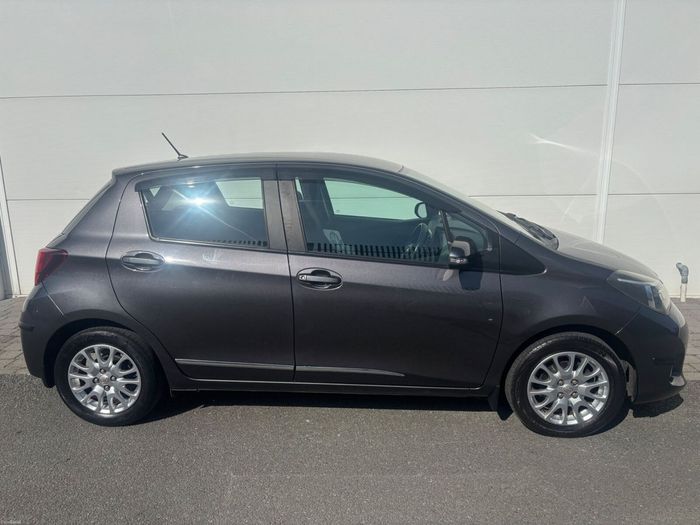 Toyota Yaris 2016