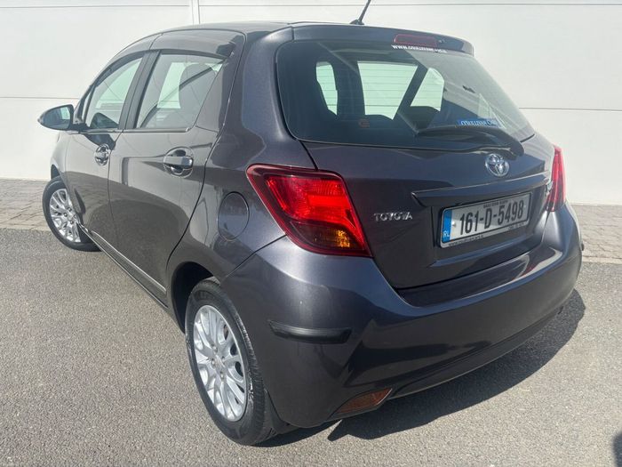 Toyota Yaris 2016