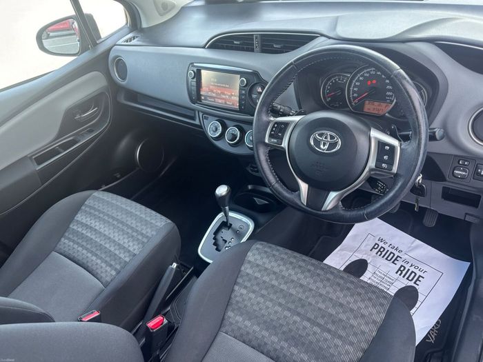 Toyota Yaris 2016