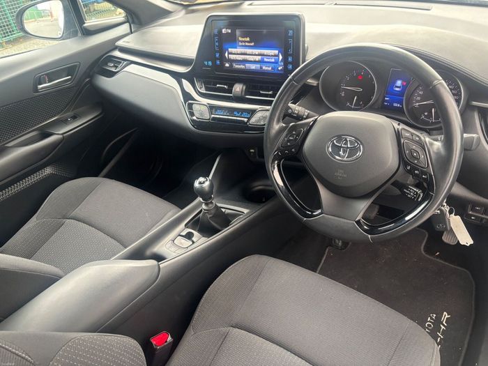 Toyota C-HR 2017