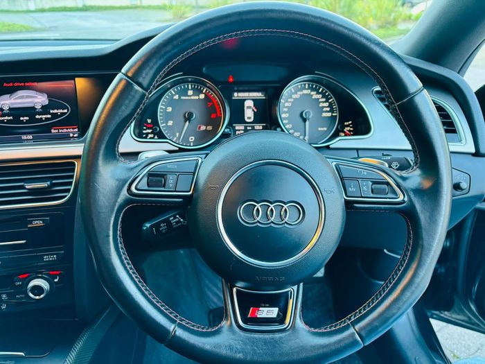 Audi S5 2012