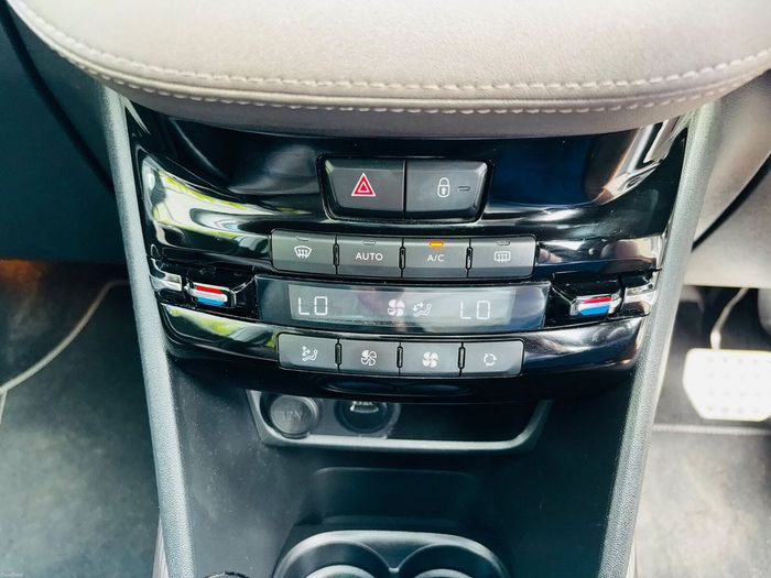 Peugeot 2008 2015