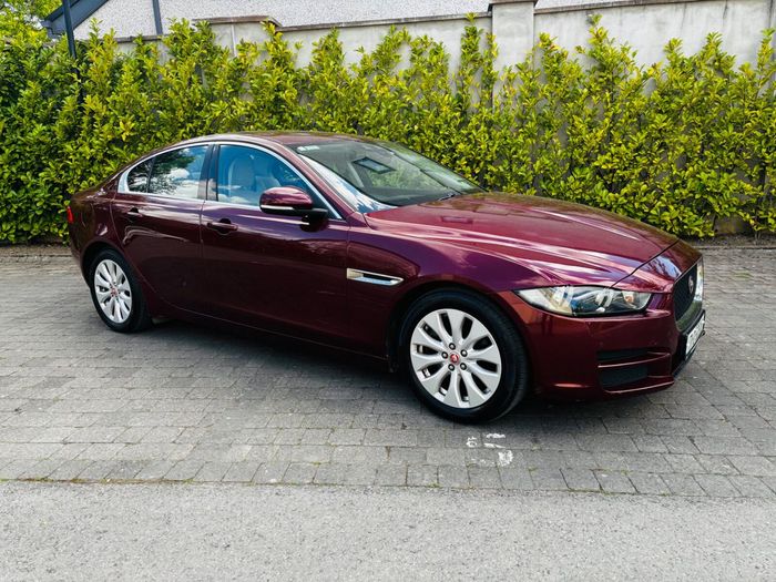 Jaguar XE 2017