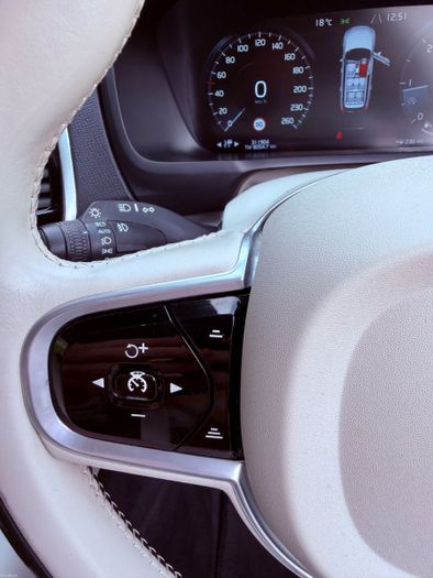 Volvo XC90 2017
