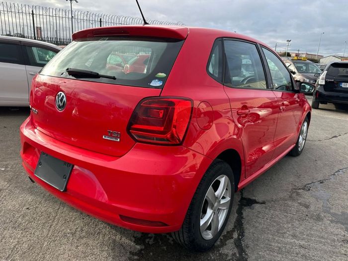 Volkswagen Polo 2015