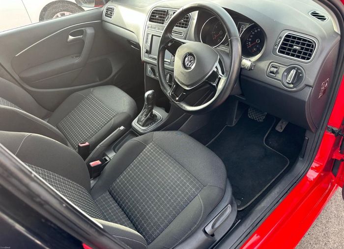 Volkswagen Polo 2015