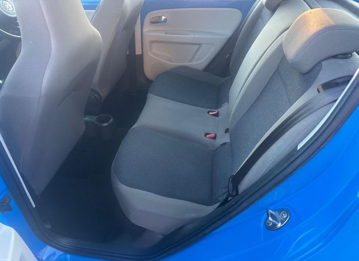 Volkswagen Up! 2015