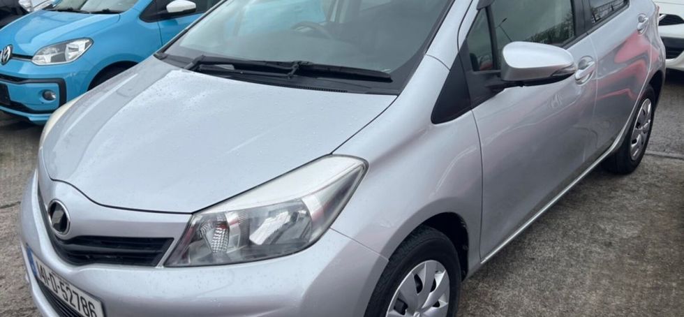 Toyota Vitz 2014