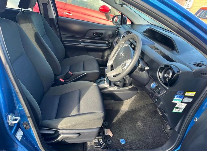 Toyota Aqua 2015