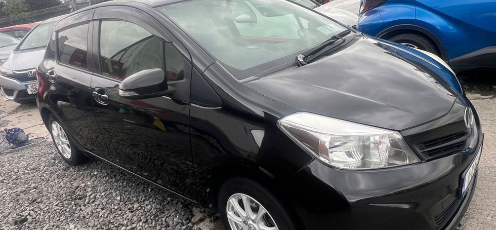 Toyota Vitz 2011
