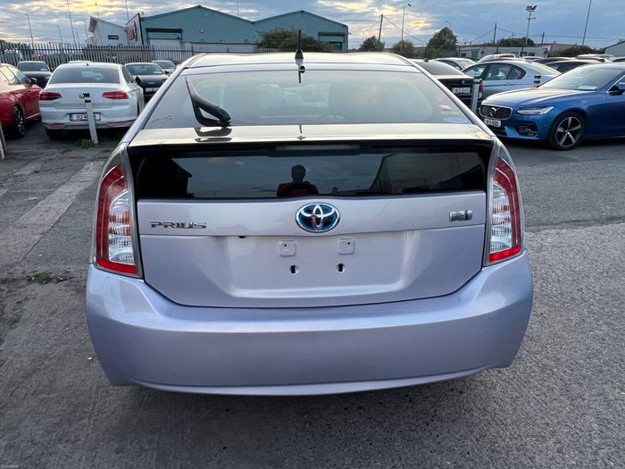 Toyota Prius 2015