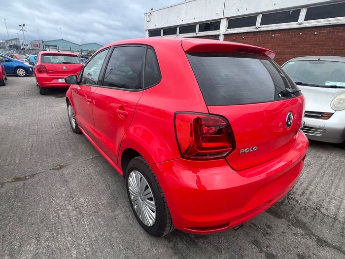 Volkswagen Polo 2015