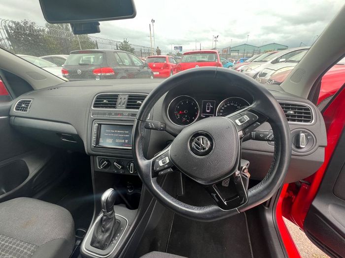 Volkswagen Polo 2015